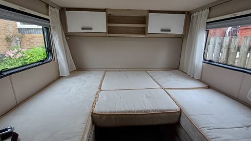 Orion – Autotrail semi-intégré de 4 places à partir de 2023