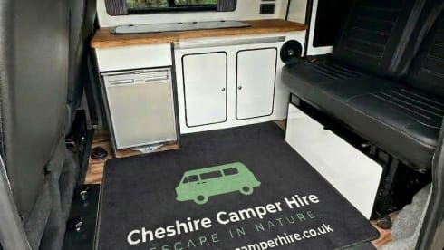 Gary – 4 berth Volkswagen Transporter Campervan