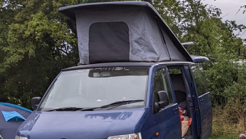 Hullablue – VW T5 camper, 4 berth, pop top, bike rack.