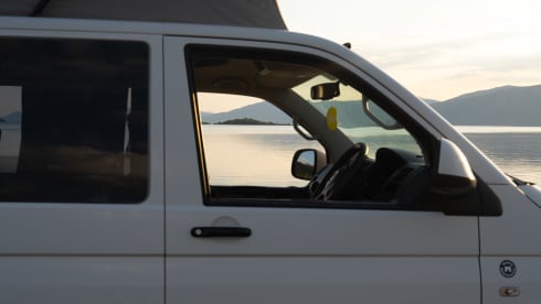 Dolly the Campervan – Dolly the Campervan – Compact Adventure VW Near Glasgow