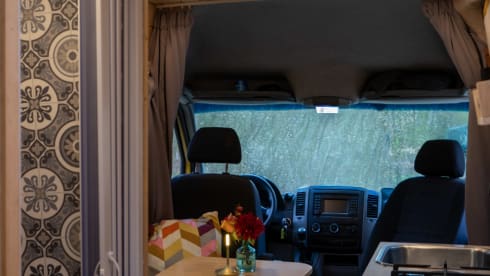 Vanchesca – Zweisitziger Mercedes-Benz Bus aus dem Jahr 2013