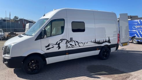unique, attractive, compact 2-person Volkswagen camper 