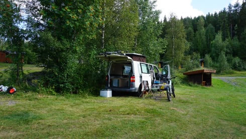 The Lebuski – Adventure camper - back to nature-