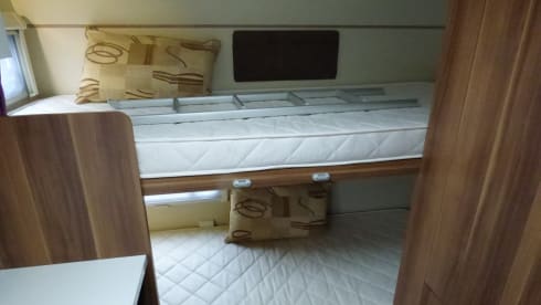 Ranulph  – 6 berth luxury with lots of added extras 