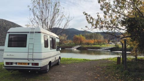 Volkswagen Clubman Luxury 2-berth Motorhome, under 6m long