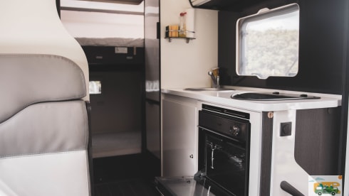 6 berth Luxury motorhome