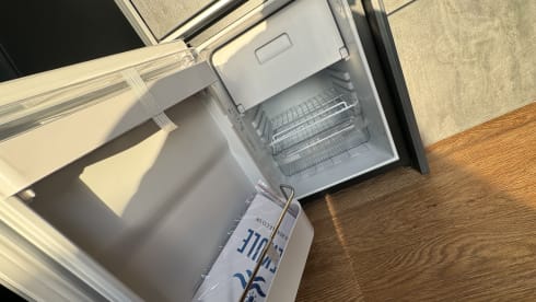 Poppy the pop top – 2 berth + 2 Kids Ford camper van 2018