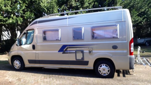 EuraMobil bus camper