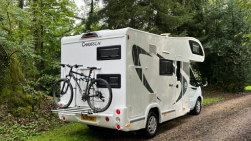 Herbie – Comfortable 4/5/6 berth Chausson Flash motorhome with all of the comforts
