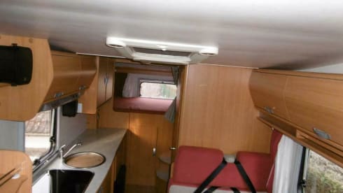 Camper familiare bello e grande per 6 persone