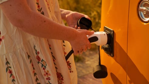 Ga op duurzame roadtrip met Calandria! ⚡️🚐 – 100% Electric! ⚡️ VW T2 "Calandria"