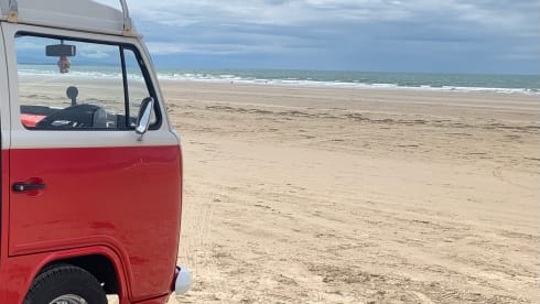 Rory – VW T2 Camper Van