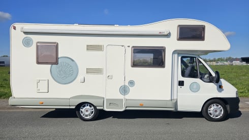 Skulp – Alkoof gezinscamper Skulp 128PK zonnepanelen