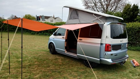 Valerie – 4 berth Volkswagen T6 Campervan