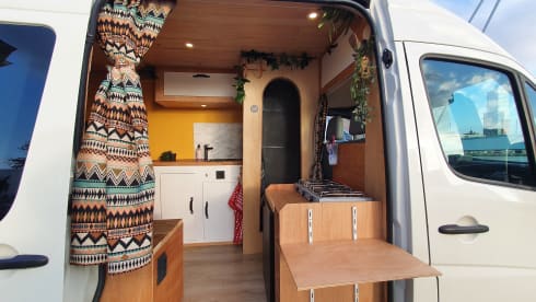 Bus camper VW Crafter off grid 3 persons