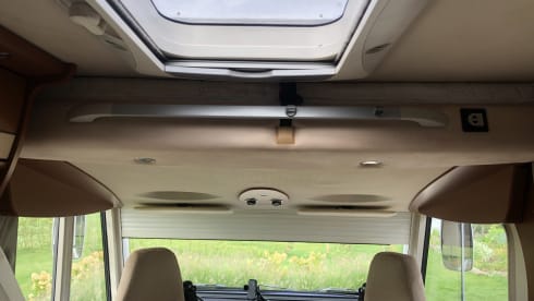 4p Hymer integrated from 2011