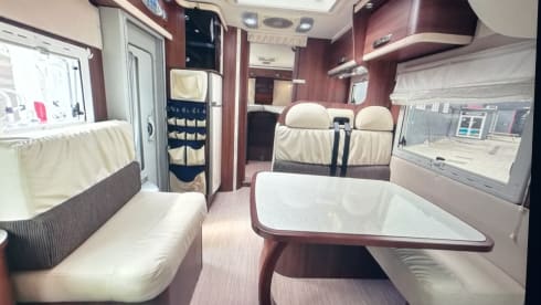 MCLouis Venis 873G integral