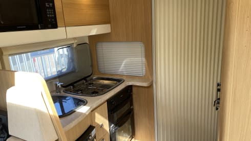 4 berth Peugeot semi-integrated from 2013
