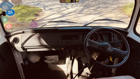 Dottie  – 4 berth classic Volkswagen t2 campervan 