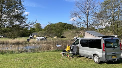 Njord – Spacious practical bus camper