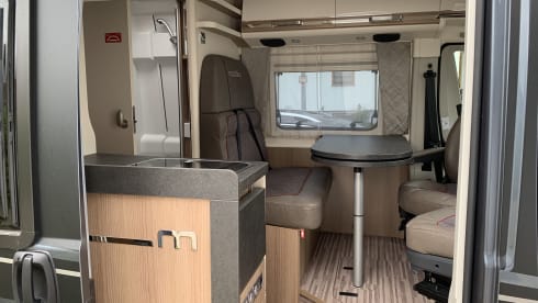 Malibu – Malibu Van 640 LE charming GT sky view