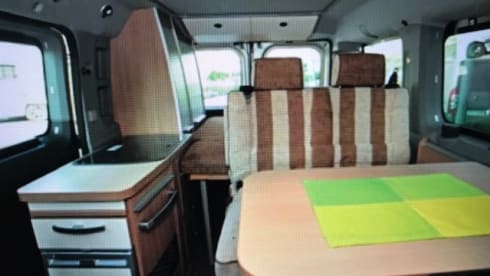 Burstner  – Fiat Ducato Burstner camper bus 4 people