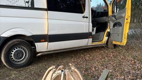 StoryBus  – Mercedes-Benz Wohnmobil für 2 Personen aus dem Jahr 2009