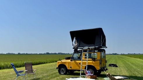 Kamperen in een echt oud land rovertje