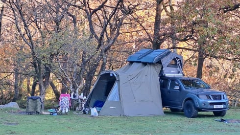 Dave – Nissan Navara (Abenteurer)