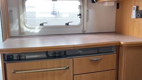 Reispaleis – 6p LMC alcove from 2003