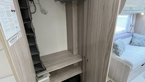 MINDY – 2022 Luxury 4 berth Elddis Magnum GT Motorhome