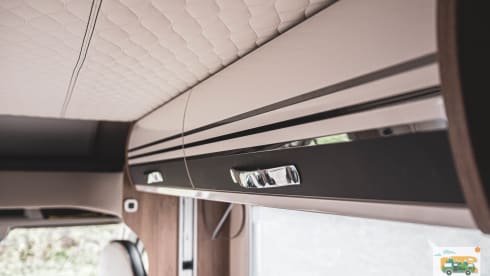 Elena – Luxus-Wohnmobil mit 6 Schlafplätzen