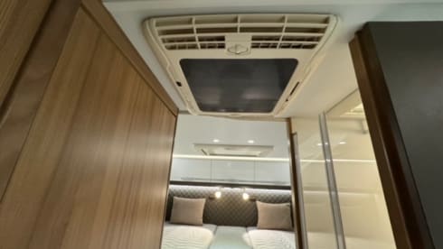 Adria Mobil  – 5p Adria Mobil semi-integrated from 2019