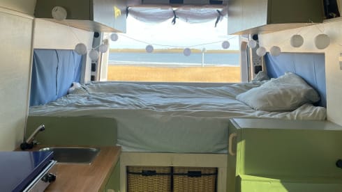 Bertha – Self-built Camper for 2 people