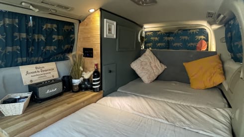Nissan Elgrand – Cosy and Stylish Camper