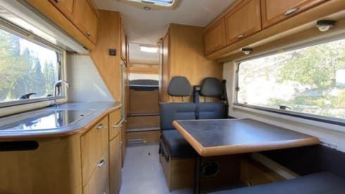 Happy Glamper – VERY SPACIOUS HYMER 644 CAMP, ALCOVE 6 PERSON XXL GARAGE