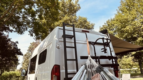 Bertje de Boxer – 3-Personen-Peugeot-Bus aus dem Jahr 2016