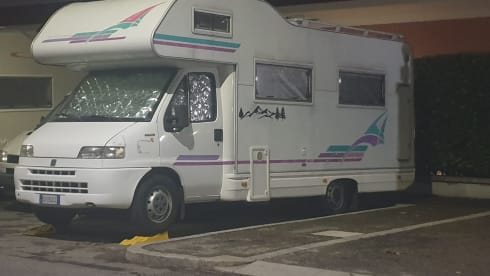 Super Adria for 6 people - Dream holidays