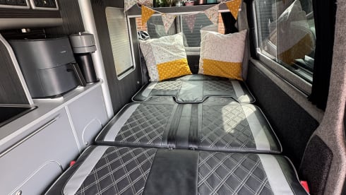 T30 Explorer – 4 berth Volkswagen campervan 