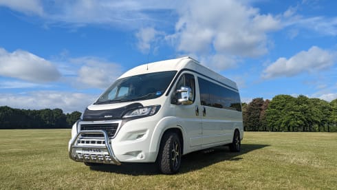 Ruby – Luxury Peugeot Camper