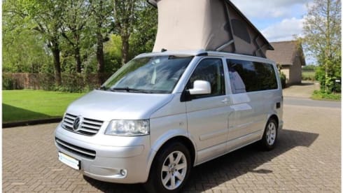 4p Volkswagen campervan from 2005