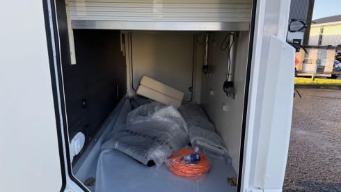 Nessie – 5 berth Roller Team Zefiro 696 2025