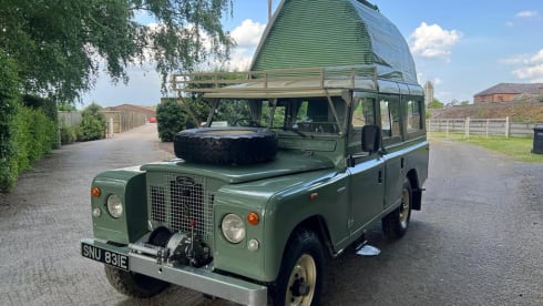 The Northumbrian Rover – 4 berth Land Rover rooftop from 1967