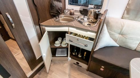 RILex – Brand new (2023) family mobile home for 4 people, luxury Benimar.