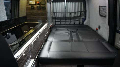 Wee Boo – 4 berth Volkswagen campervan 