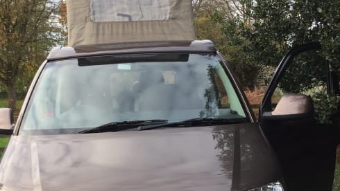 Toffee Apple – Compact Camper for 4