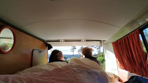 Maxima – A moment back in time with a Volkswagen T2 - Completely restored!
