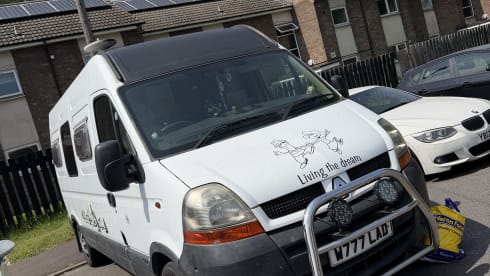 Living the dream  – 3 berth Renault campervan from 2006