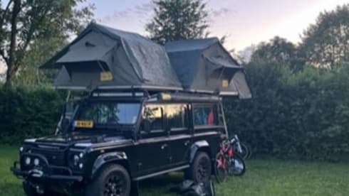 Dora – 5p Land Rover rooftop from 2000