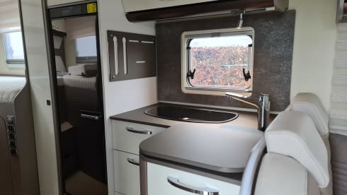 N854ZH – Very luxurious Burstner Lyseo Privilege 728 G length bed | miles free!